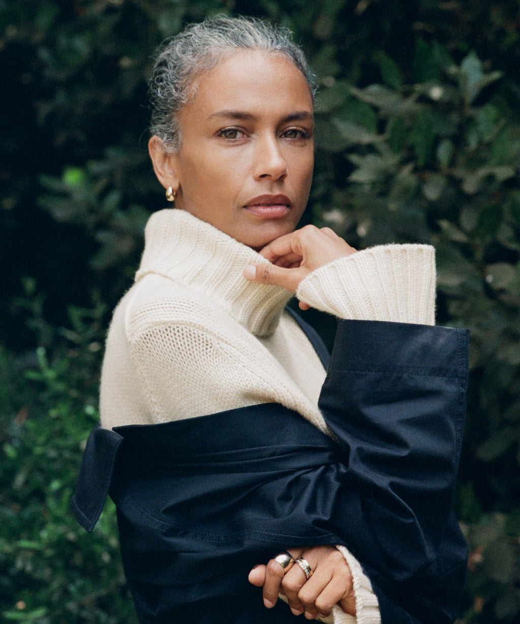 Cropped Cashmere Jet Turtleneck
